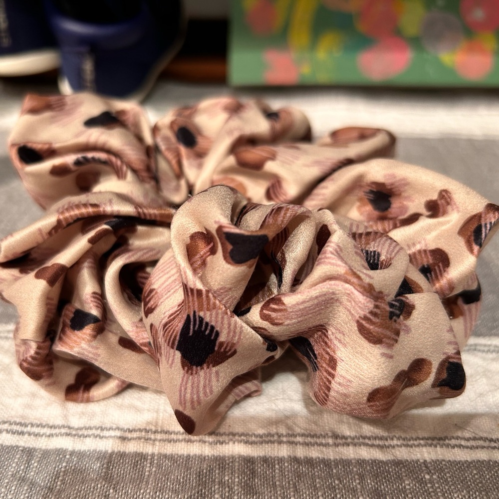 Anthropologie oversized scrunchie